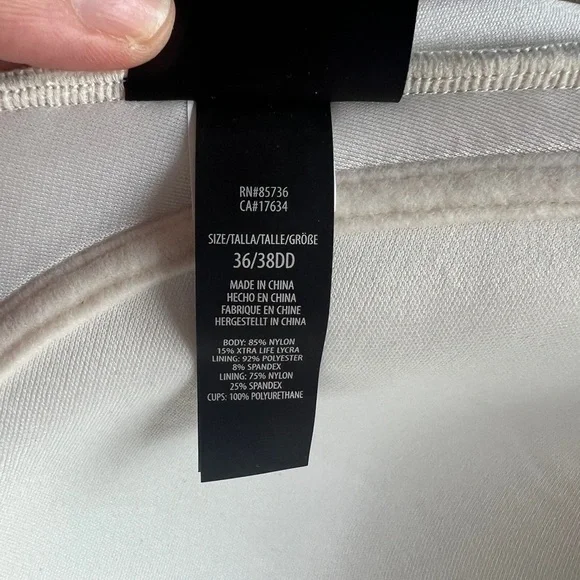 NWOT Coco Reef black and white polka dot 5-way convertible bikini top - Picture 10 of 10